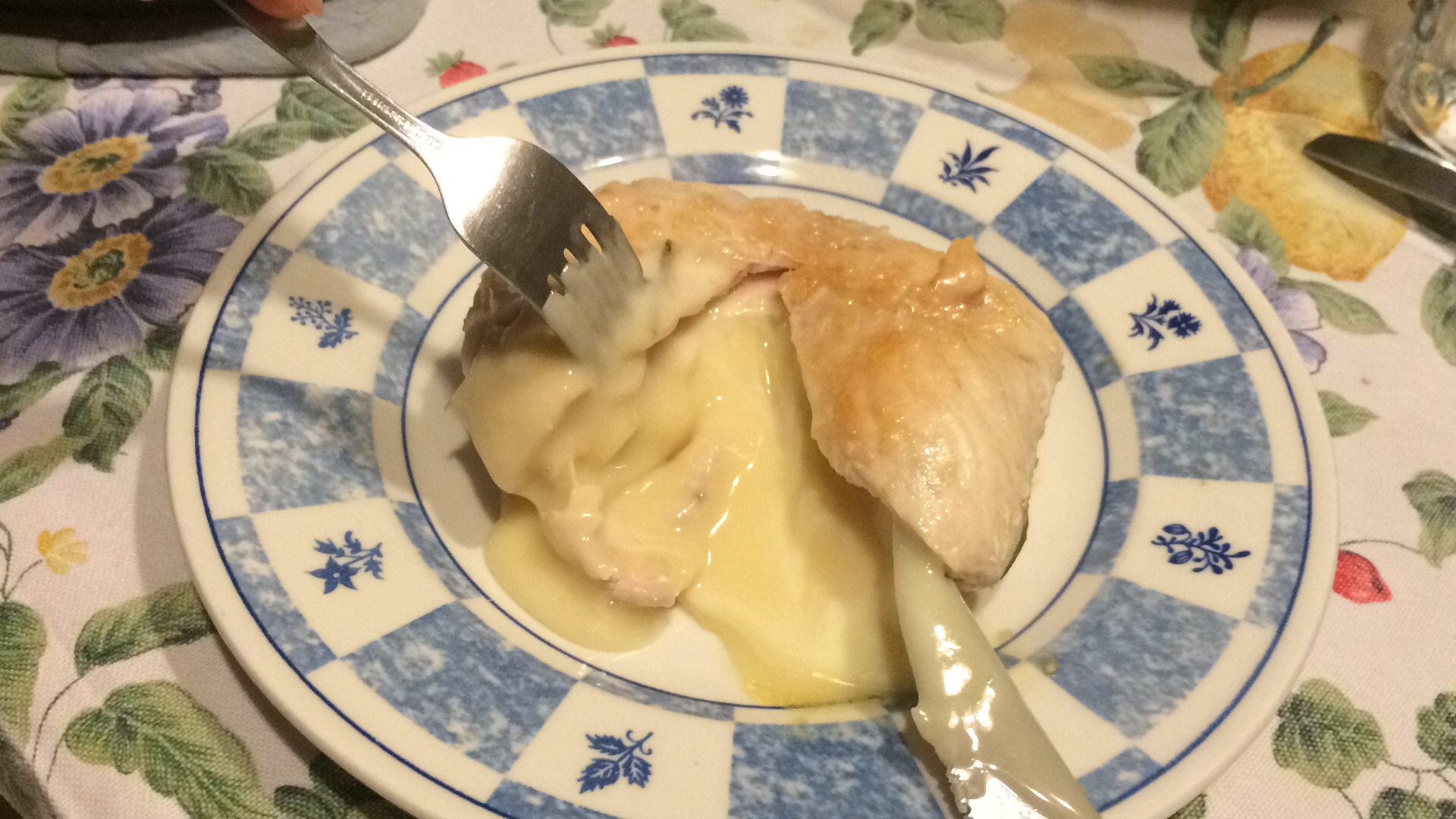 petto di pollo ripieno filante