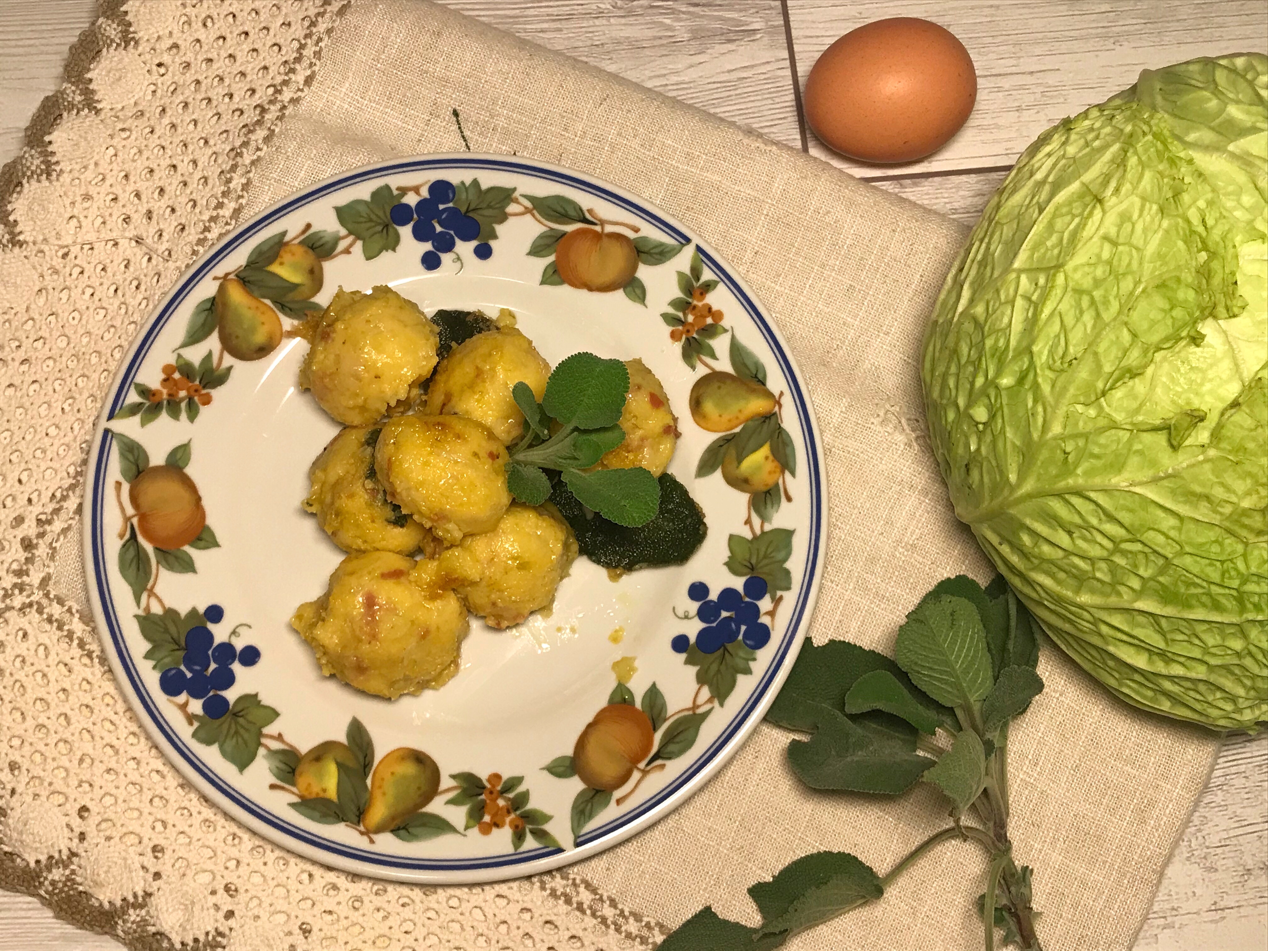 Polpette di Polenta con Speck e Verza