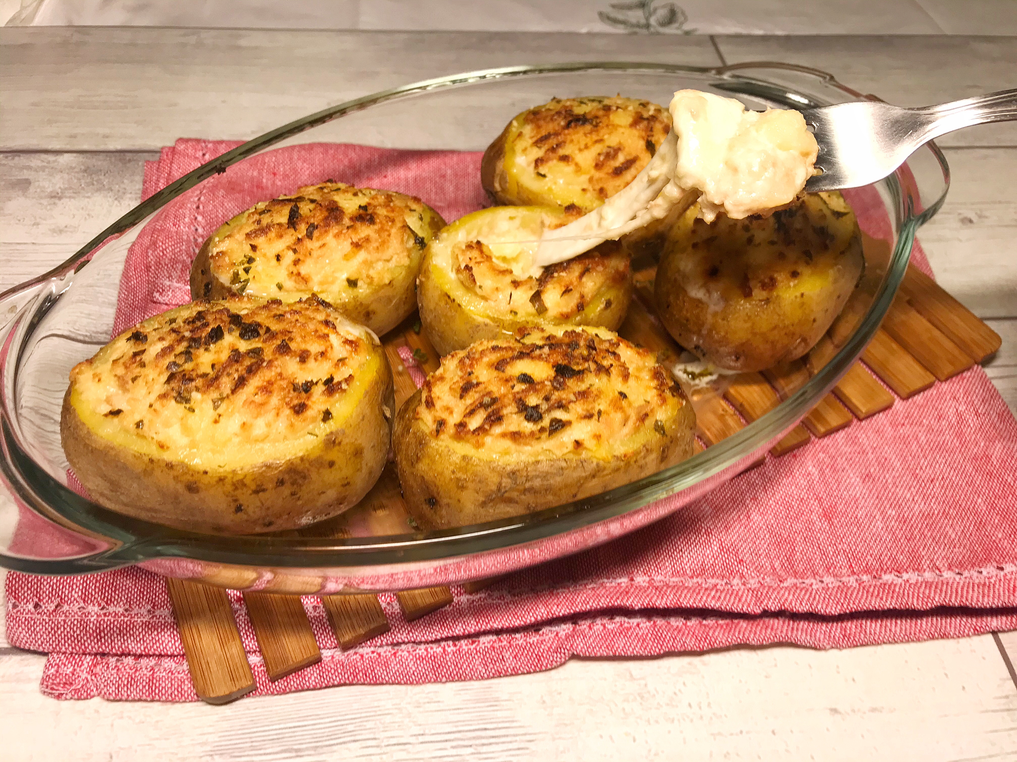 Patate ripiene di Tonno e Mozzarella